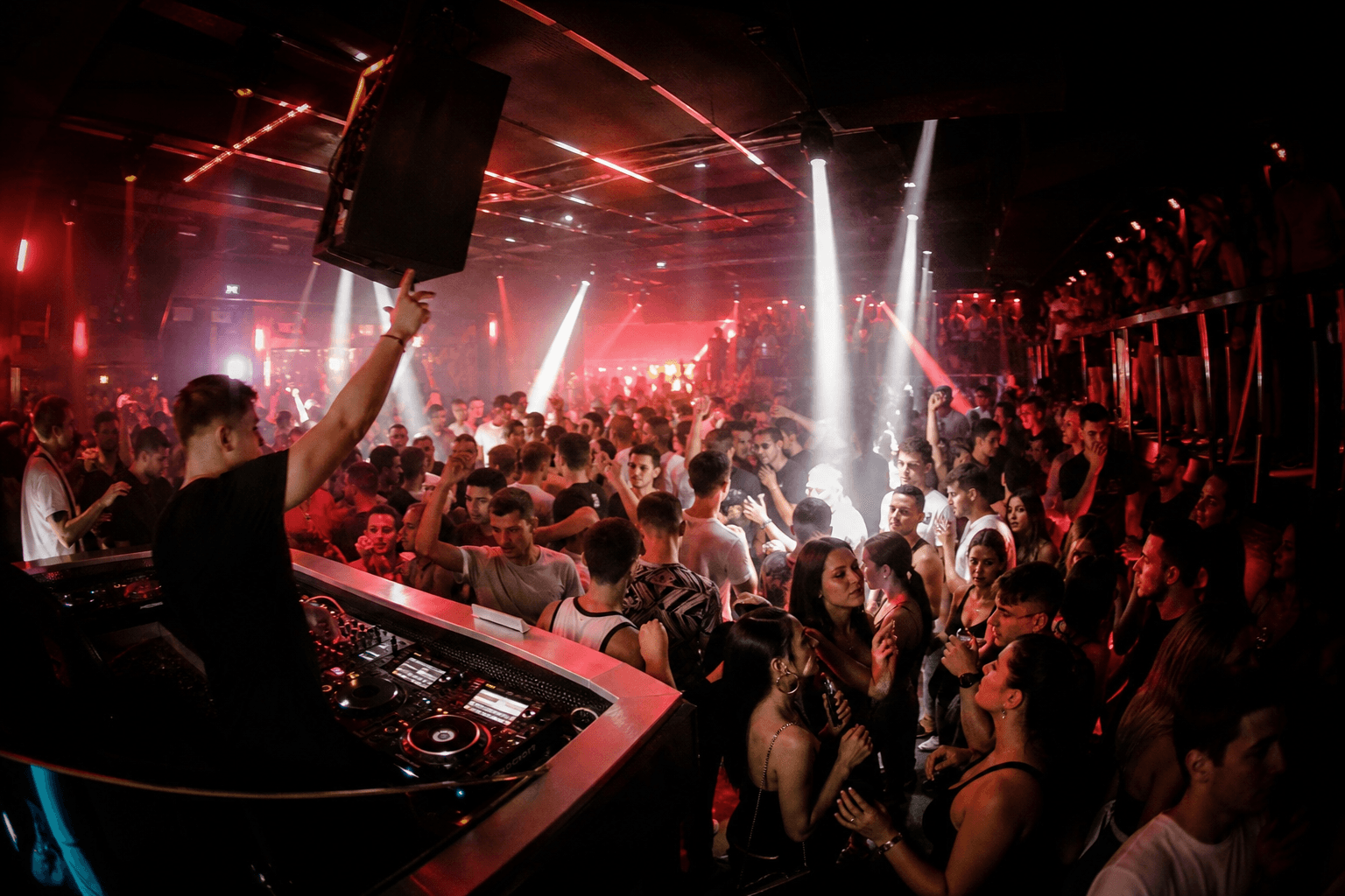 Paceville Nightlife Guide 2026: Clubs, Bars & How to Do St Julian’s Right — image 1